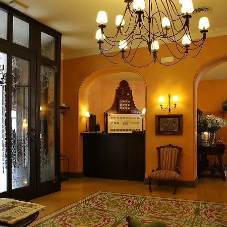 Bremon Boutique By Duquessa Collection 3*