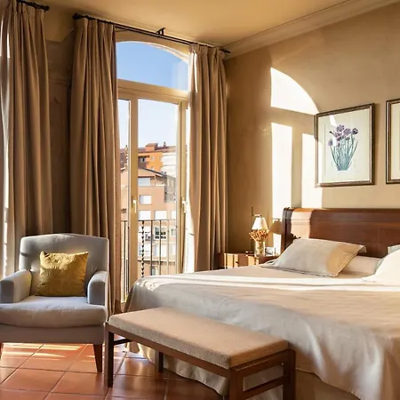 Hotel Bremon Boutique By Duquessa Collection Cardona