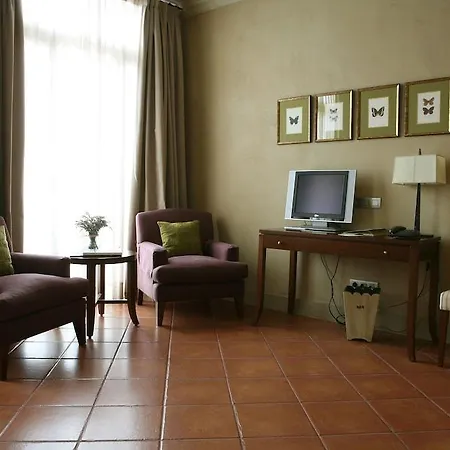 Bremon Boutique By Duquessa Collection Hotel Cardona